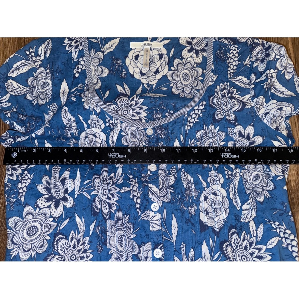 GH Bass Blue White Floral Cotton Blouse Short Sleeve Button Front Top Small - Picture 4 of 6
